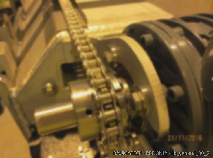 Roller chain and sprocket check