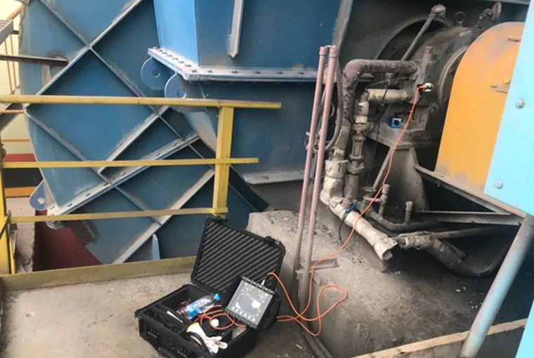 Vibration analyzer